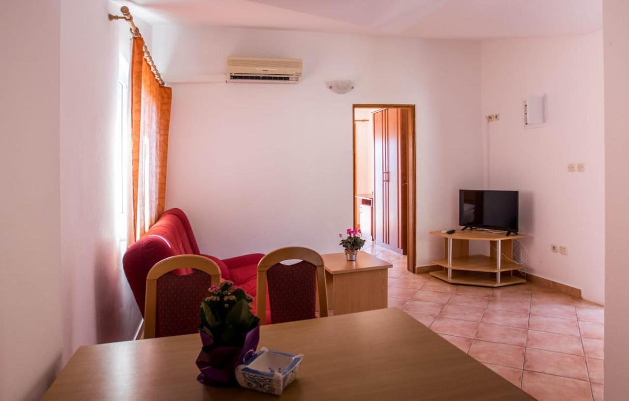 Apartmani Nikoletic Klek Luaran gambar