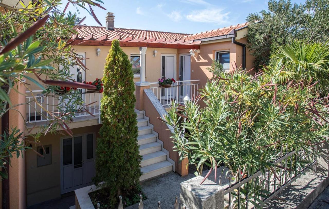 Apartmani Nikoletic Klek Luaran gambar