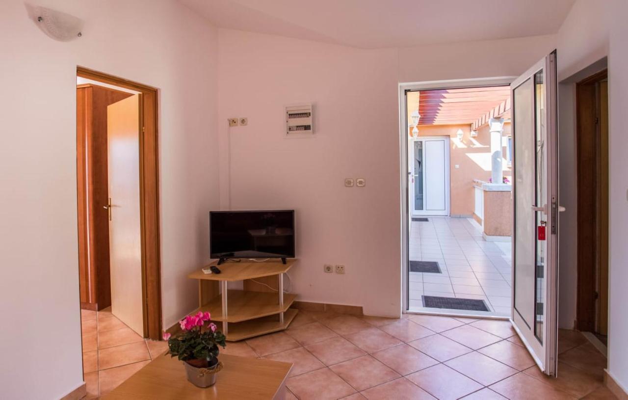 Apartmani Nikoletic Klek Luaran gambar
